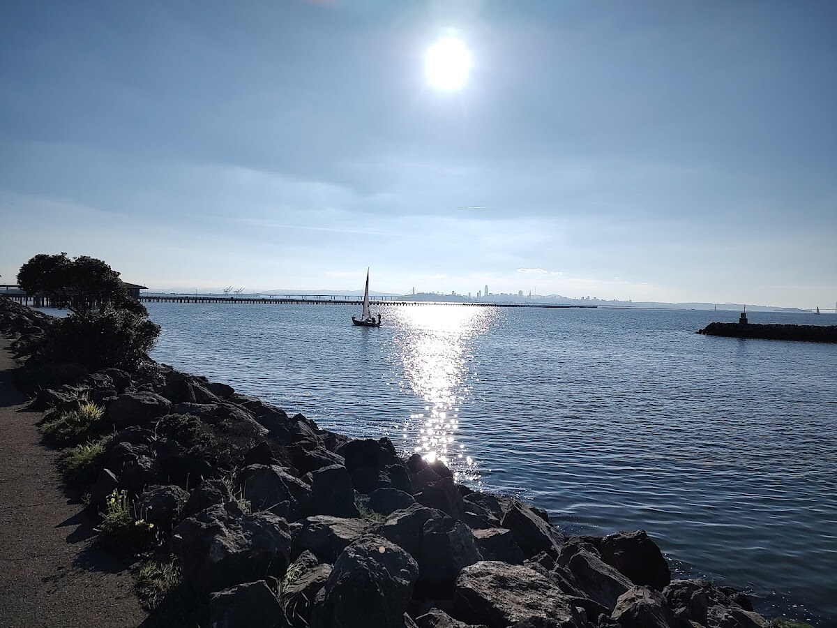 Berkeley Yacht Club photo