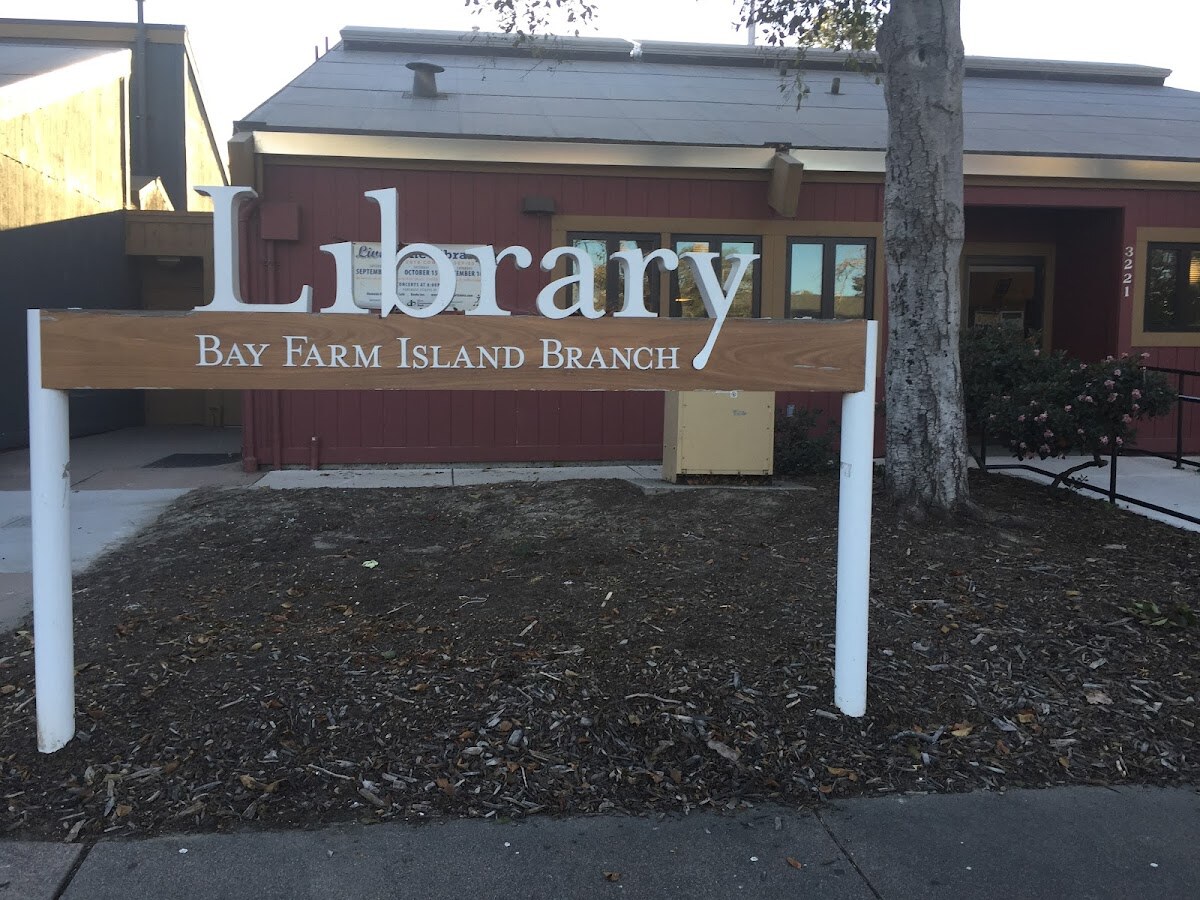 Bay Farm Island Library
