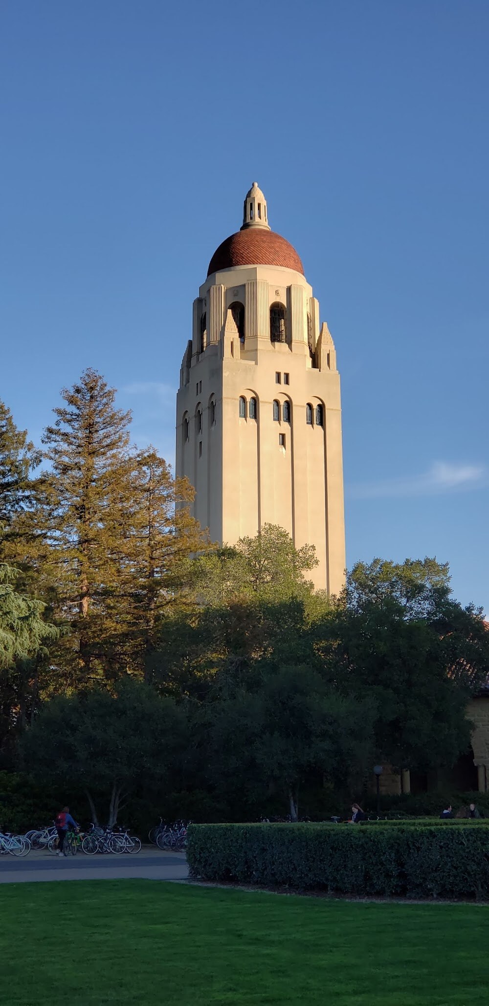 The Stanford Faculty Club photo