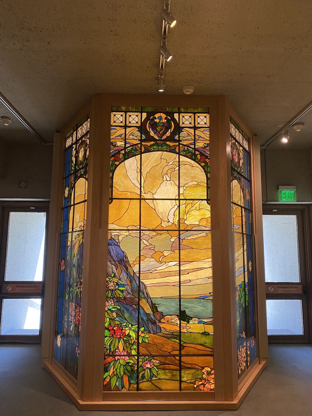 Oakland Museum of California photo