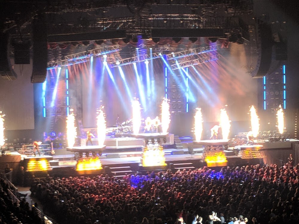 Oakland Arena photo