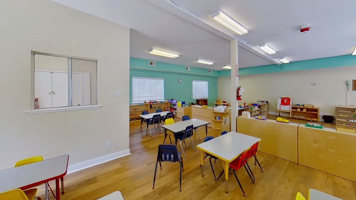 Oak Grove Montessori