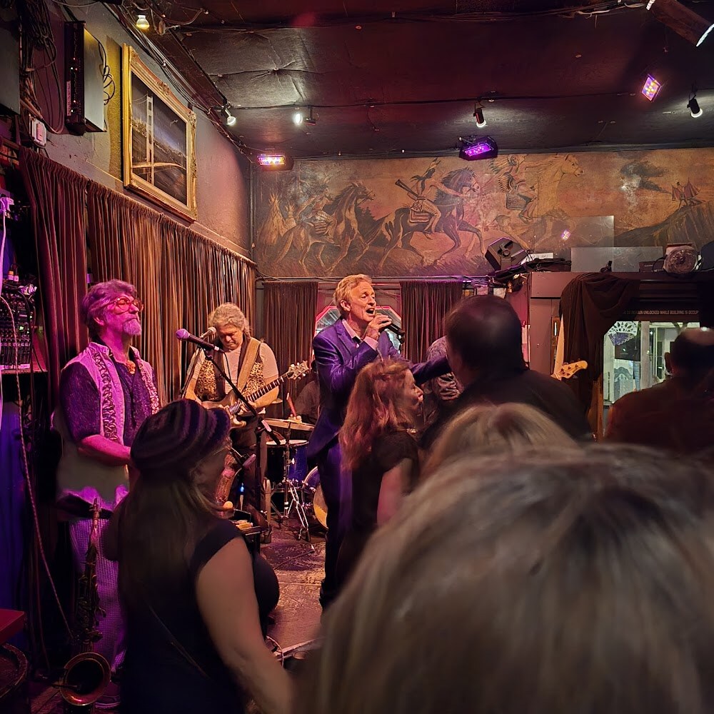 The Lucky Horseshoe photo