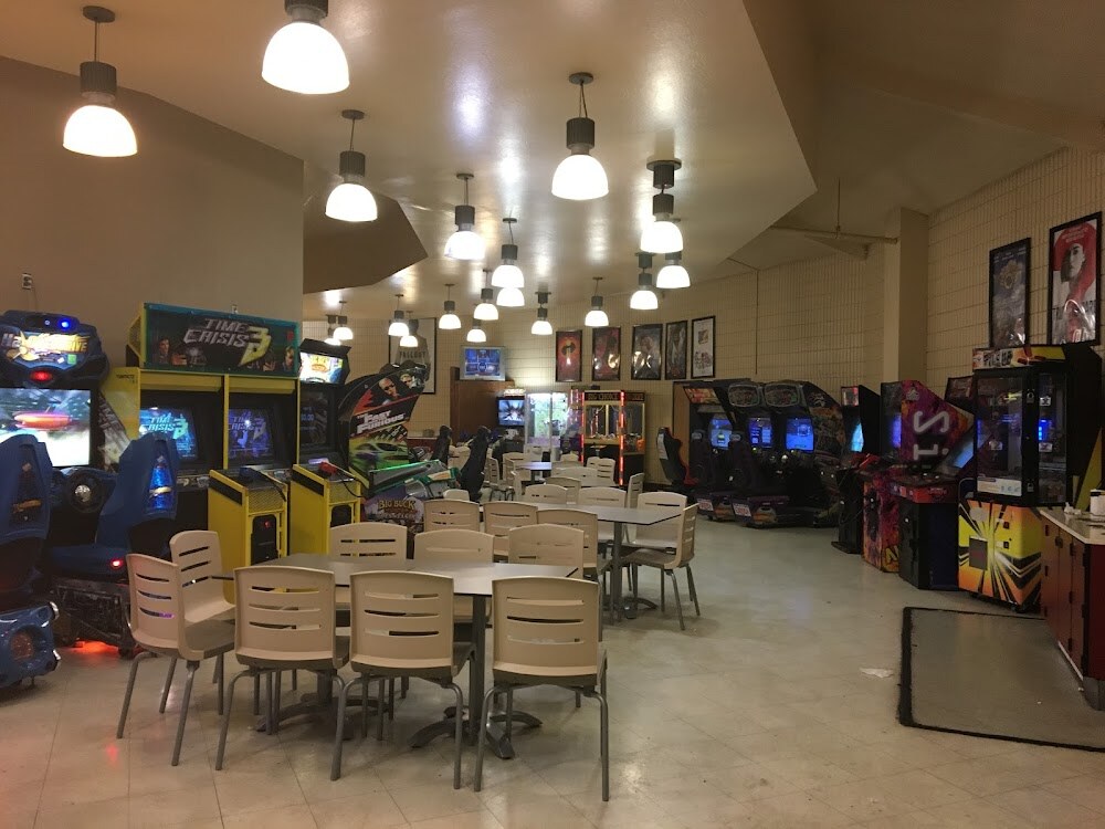 West Wind Capitol Drive-In photo