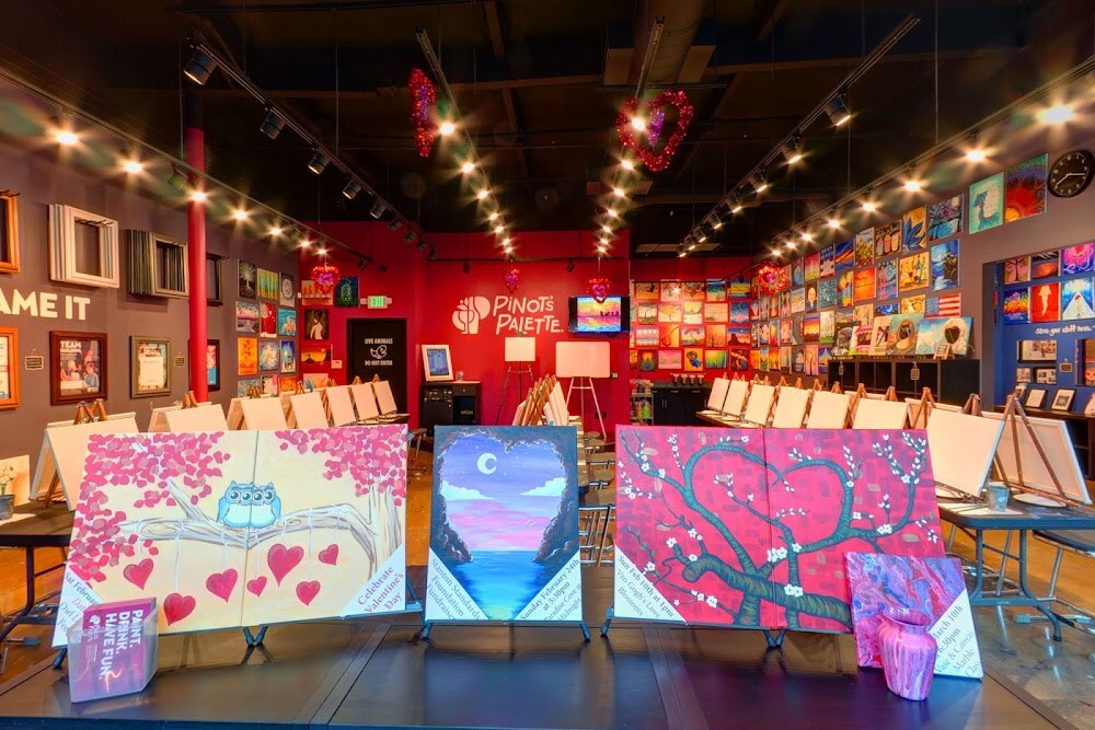 Pinot's Palette photo