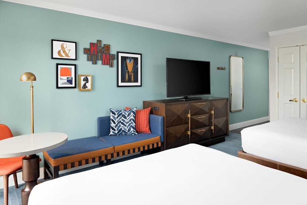 Hayes Mansion San Jose, Curio Collection by Hilton photo