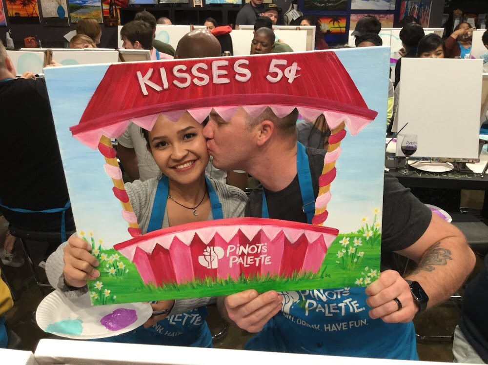 Pinot's Palette photo