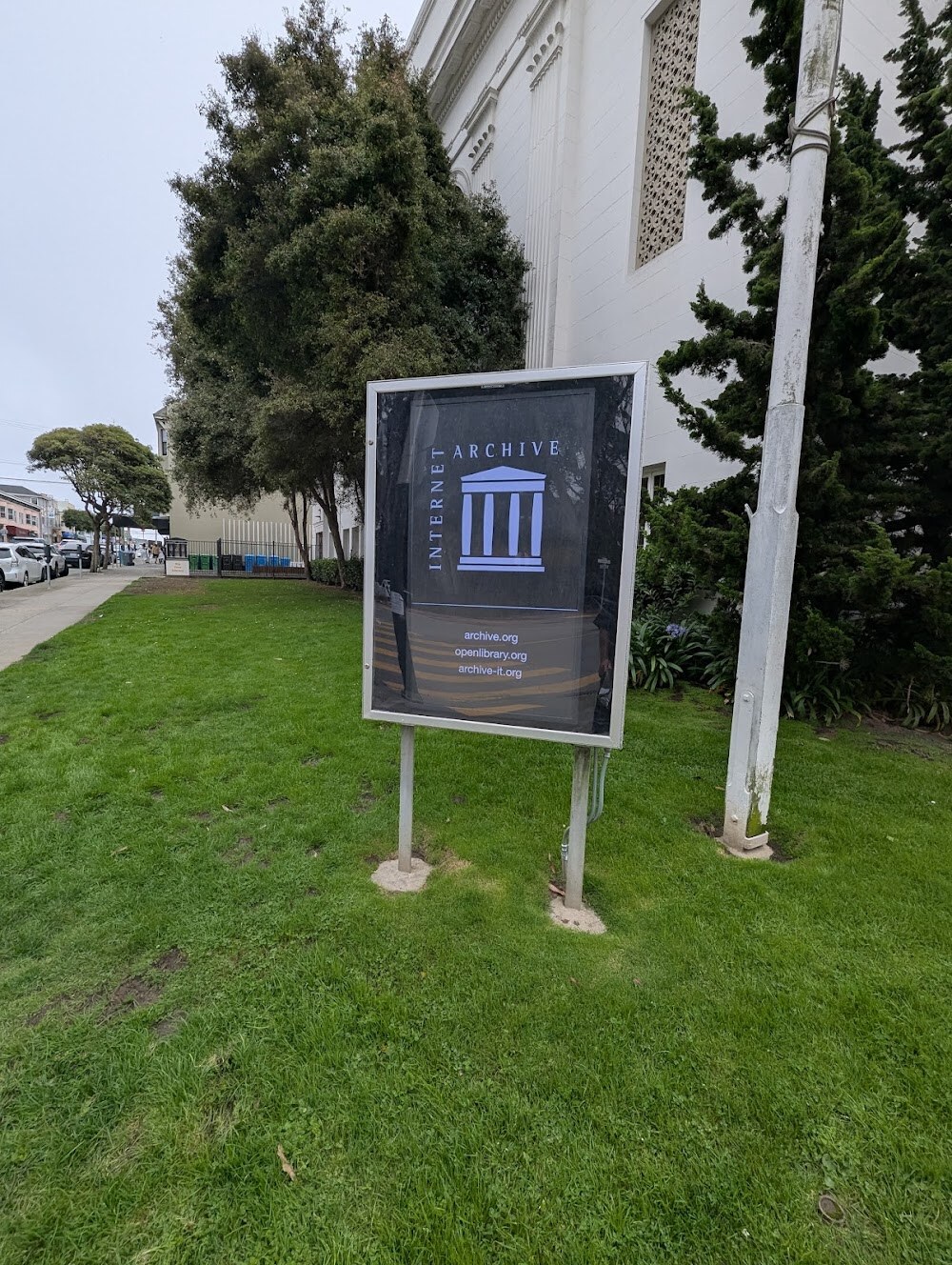 Internet Archive photo