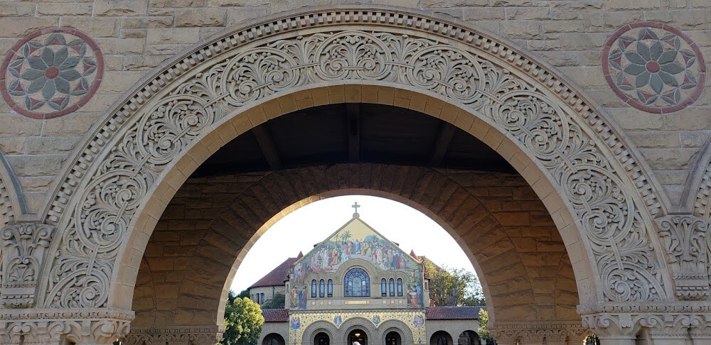 The Stanford Faculty Club photo